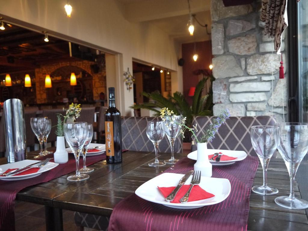 Aiolides Hotel Kalívia Dış mekan fotoğraf