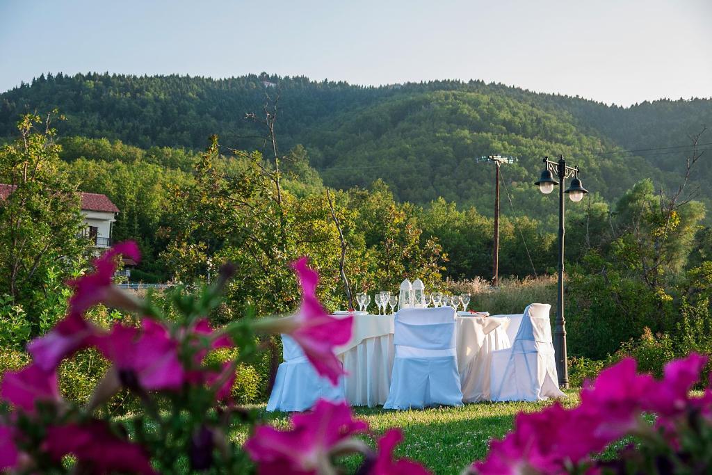 Aiolides Hotel Kalívia Dış mekan fotoğraf