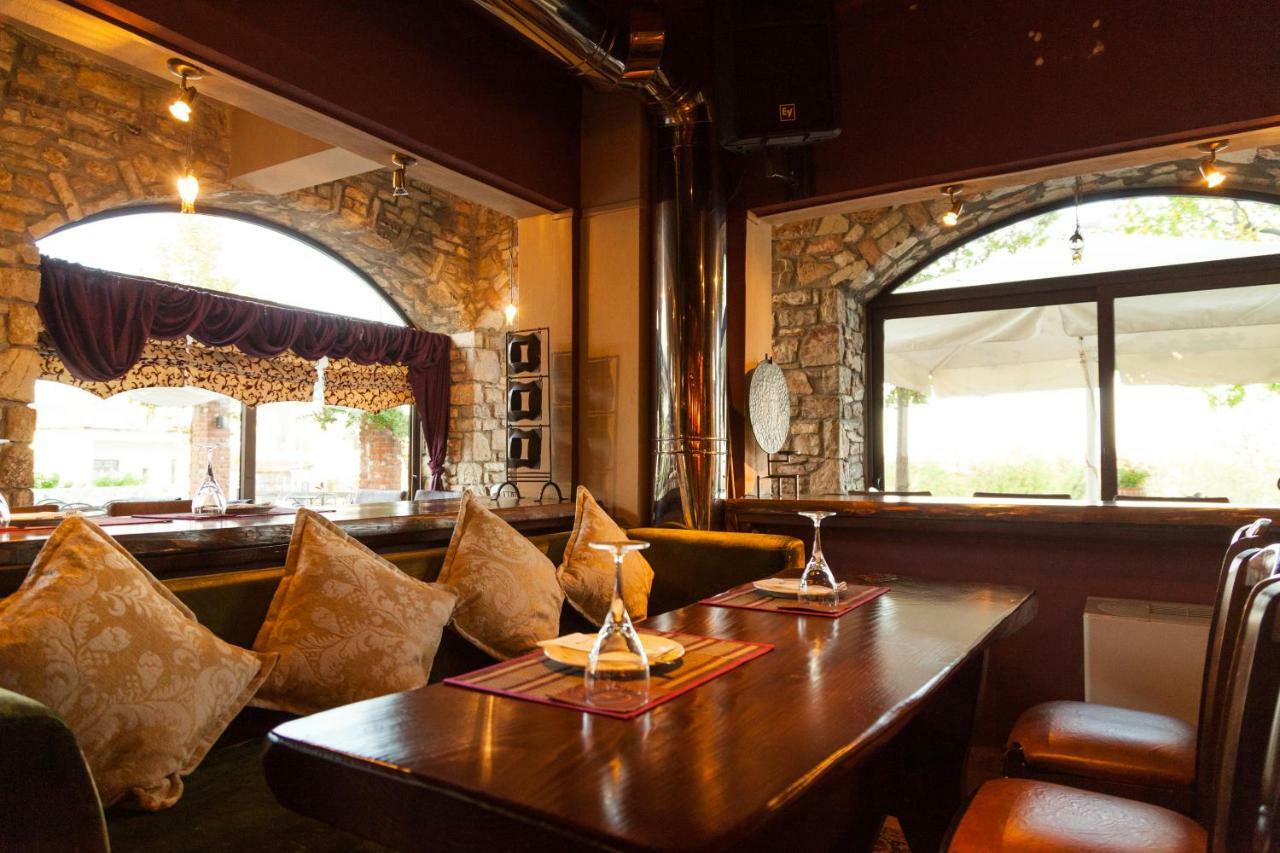 Aiolides Hotel Kalívia Dış mekan fotoğraf